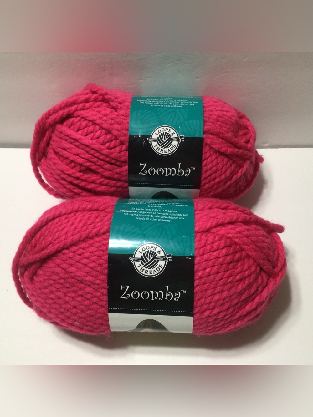 Zoomba Loops & Threads Yarn Super Bulky Color Snappy Pink Set of 2